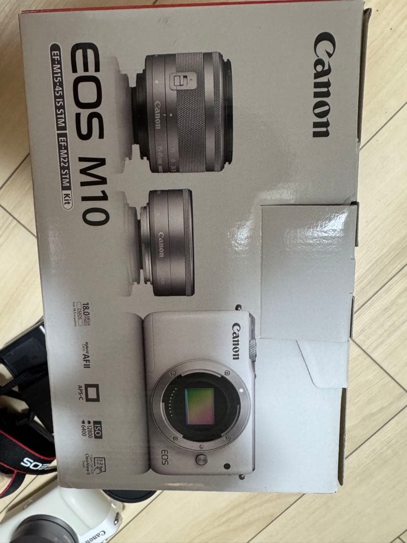 Canon EOS M10 ホワイト EF-M15-45 IS STM