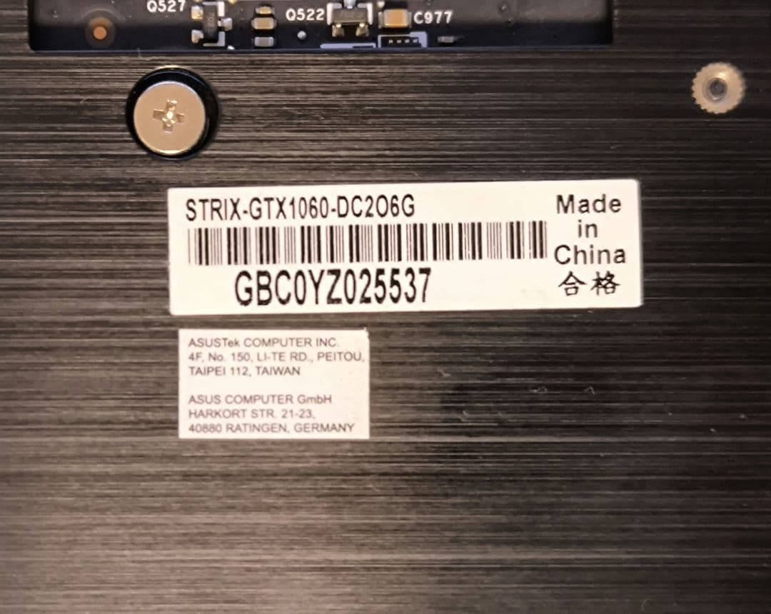 ASUS GeForce GTX 1060 6GB グラフィックボード。