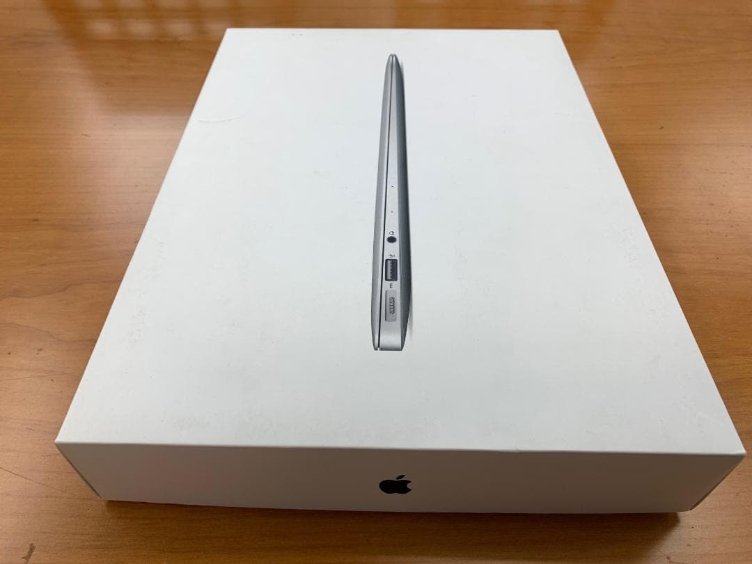 【ジャンク品】MacBook Air シルバー　13インチ