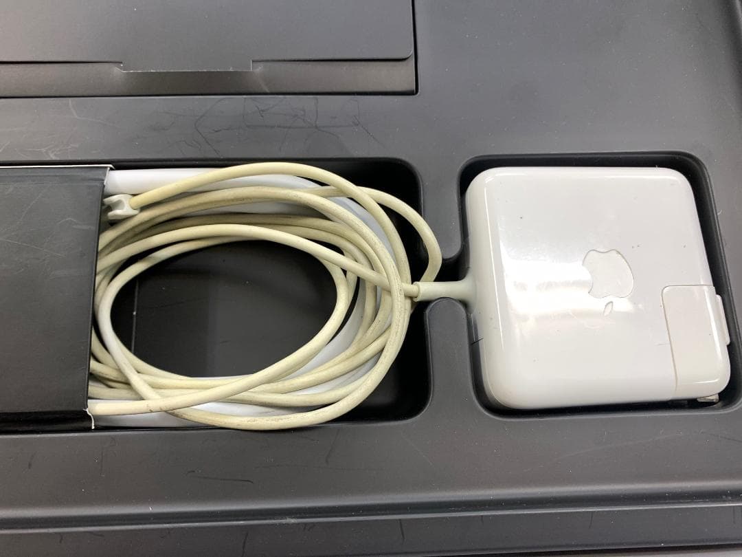 【ジャンク品】MacBook Air シルバー　13インチ