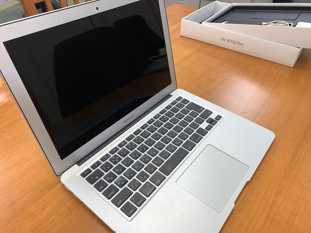 【ジャンク品】MacBook Air シルバー　13インチ