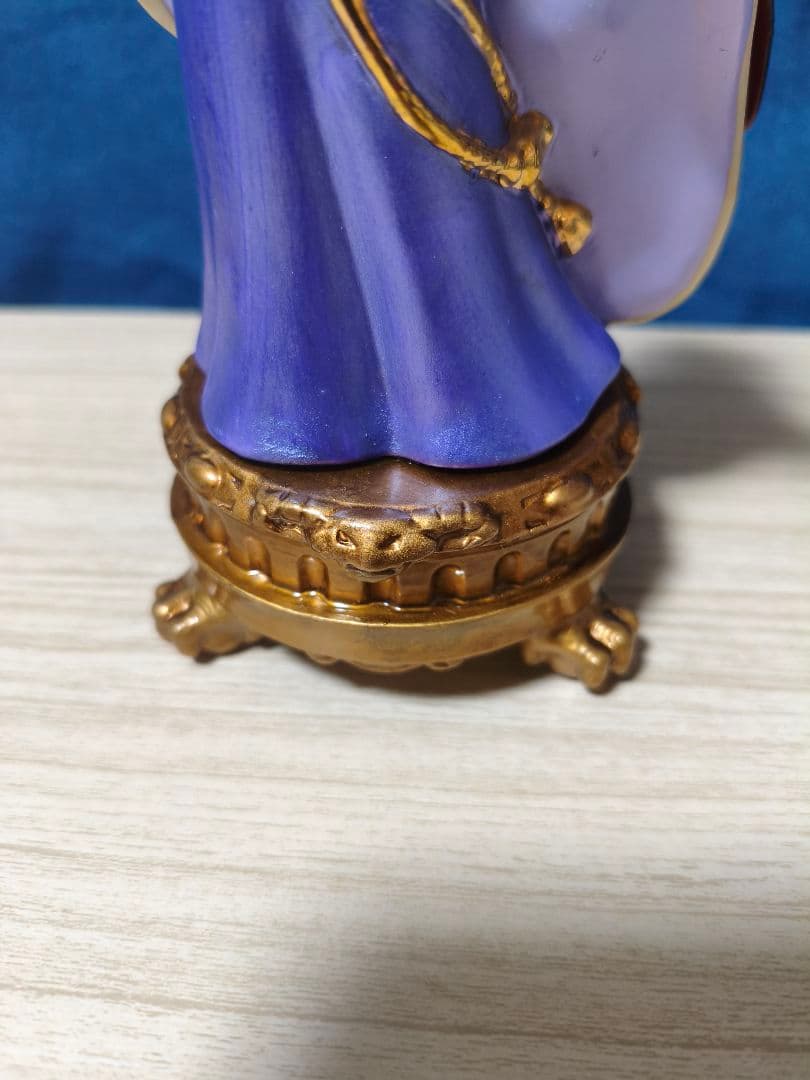 ディズニー　白雪姫　女王　置き物　陶器