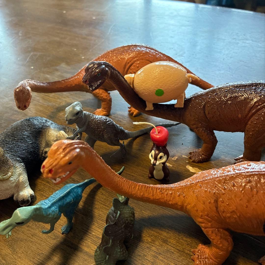 フィギュアセット ミッキー・恐竜・犬など