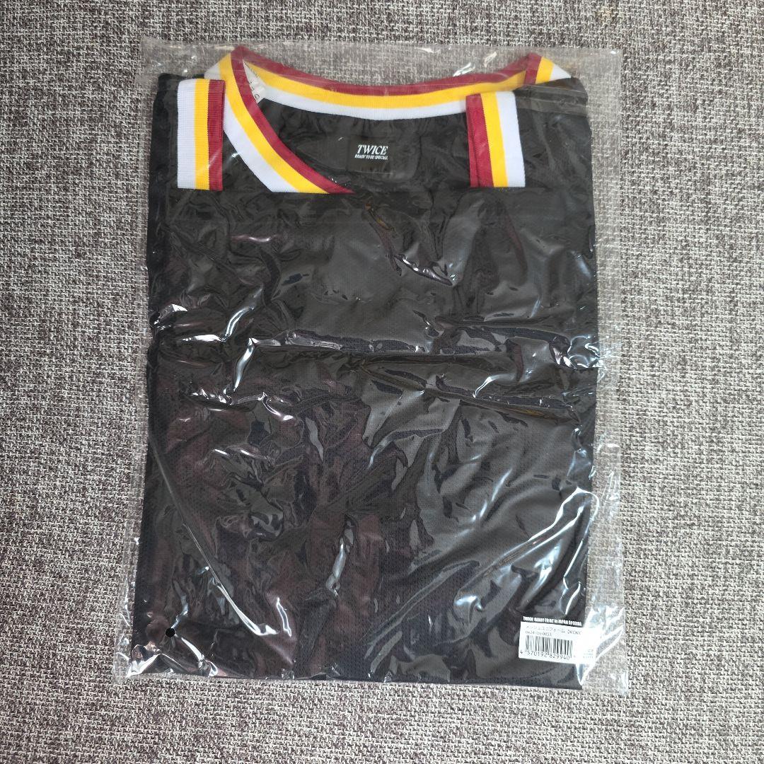 メッシュユニフォーム　MOMO