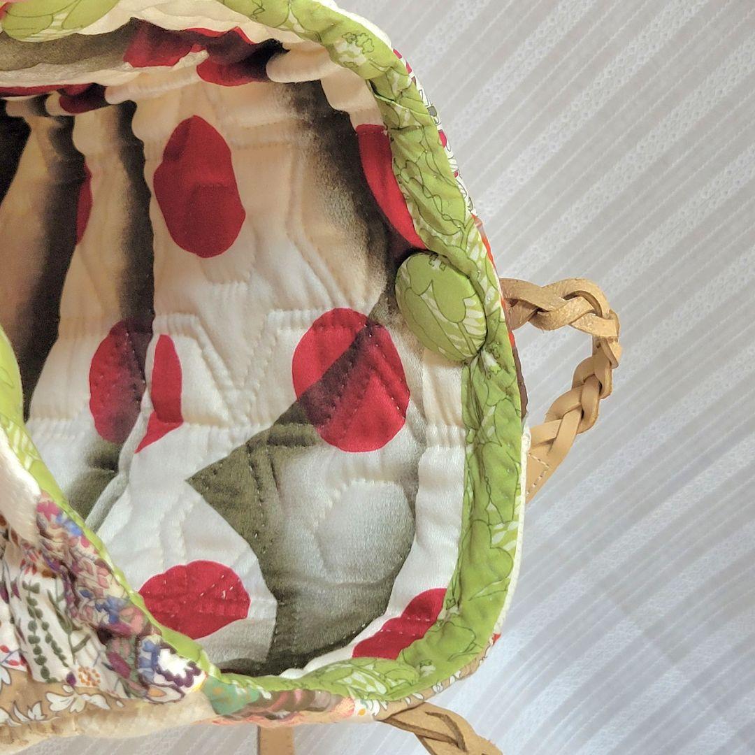 LIBERTY　リバティ　ピエロさんが付いたバック　パッチワークバック