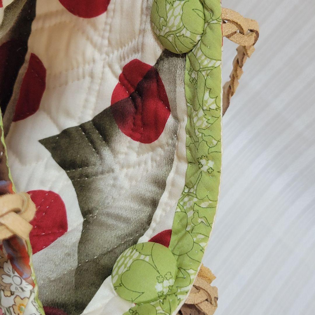 LIBERTY　リバティ　ピエロさんが付いたバック　パッチワークバック