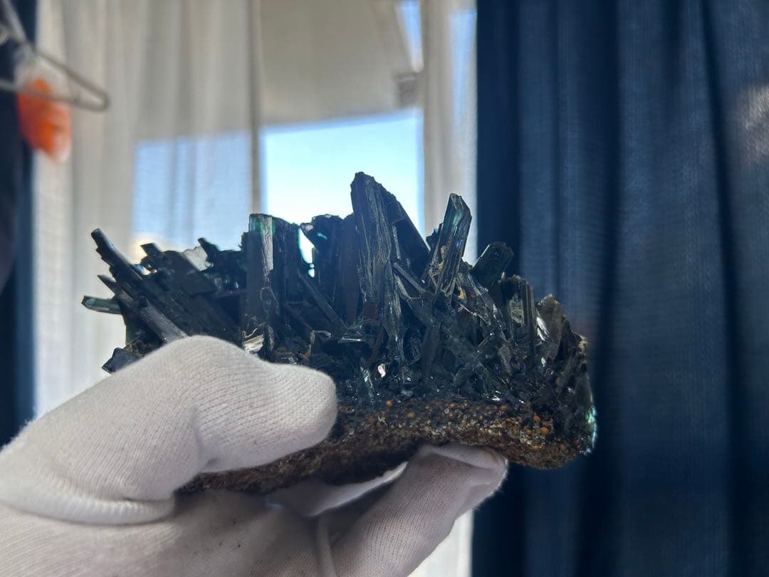 ビビアナイト（藍鉄鉱）　ネクロクリスタル　結晶