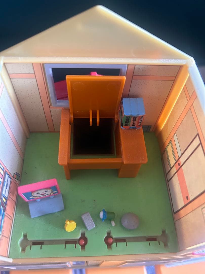 ドラえもん のび太の家 とびだす4つの大冒険　その他（カラー本）