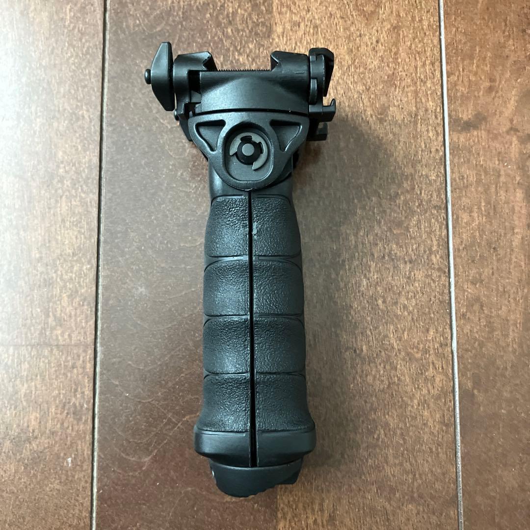 【FAB DEFENSE】 バイポッドグリップ T-POD G2 ブラック