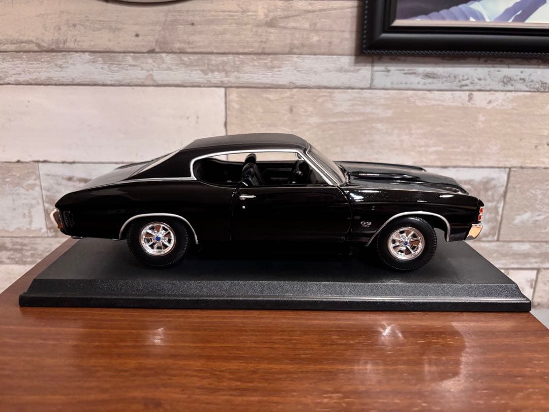 ミニカー 1971 Chevrolet Chevelle SS 454 1/18