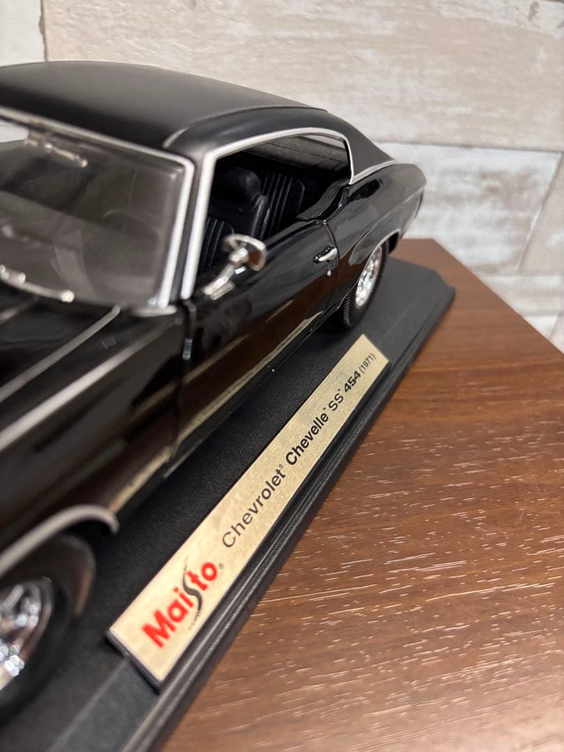 ミニカー 1971 Chevrolet Chevelle SS 454 1/18