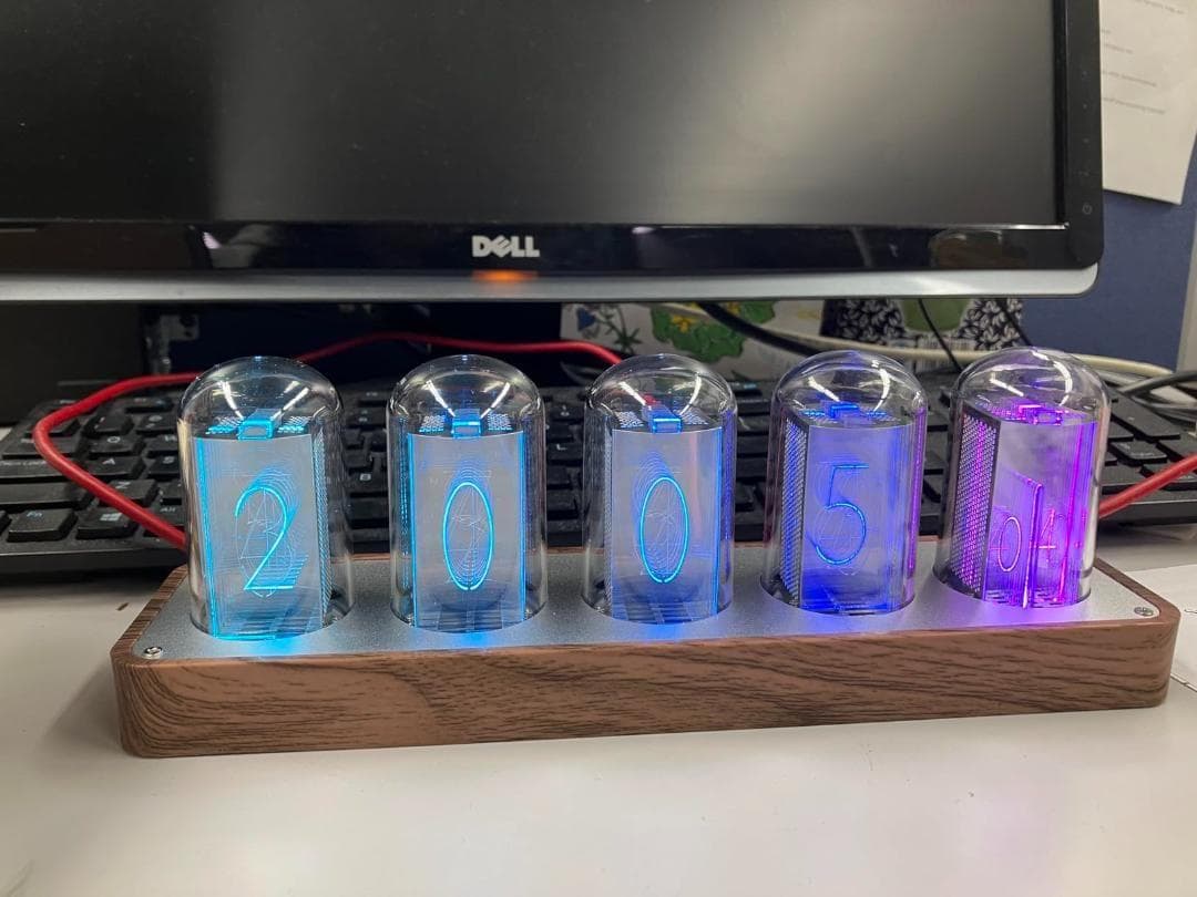 ニキシー管 時計 Wi-Fi同期 & 1600万色カスタマイズ可能、レトロDXT