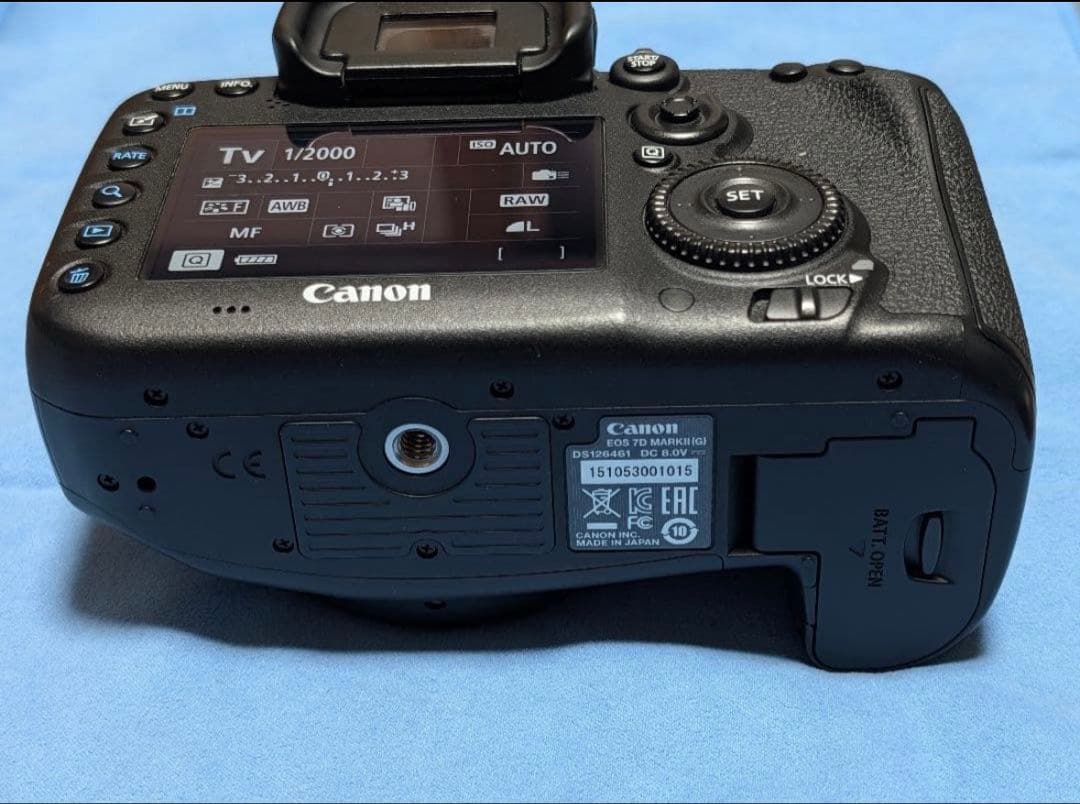 Canon EOS 7D Mark2 レンズ28-300 バッテリーグリップ付き