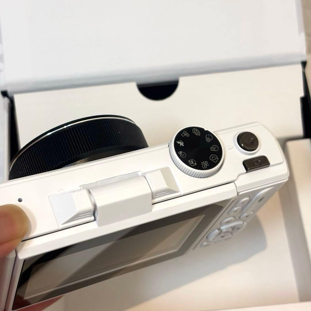 デジタルカメラ 5K 録画撮り 3.0 インチ SDカード付き 運動会 カメラ