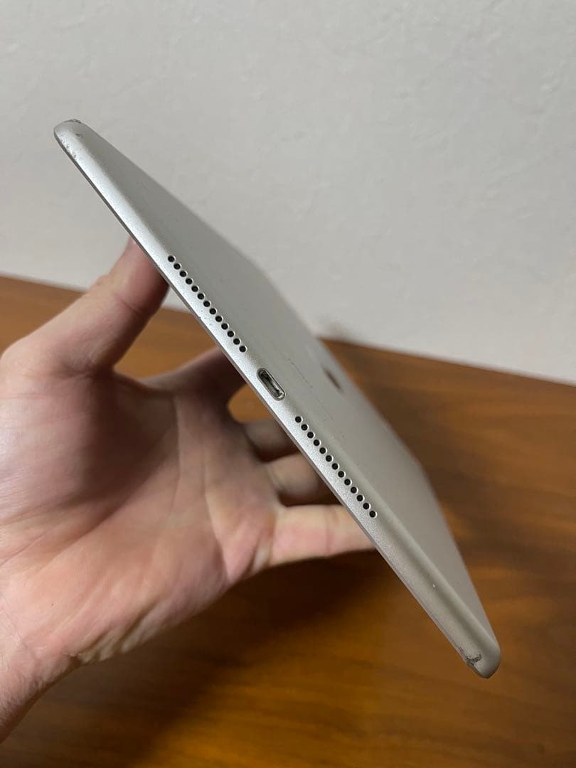 iPad 第6世代 SIMフリー