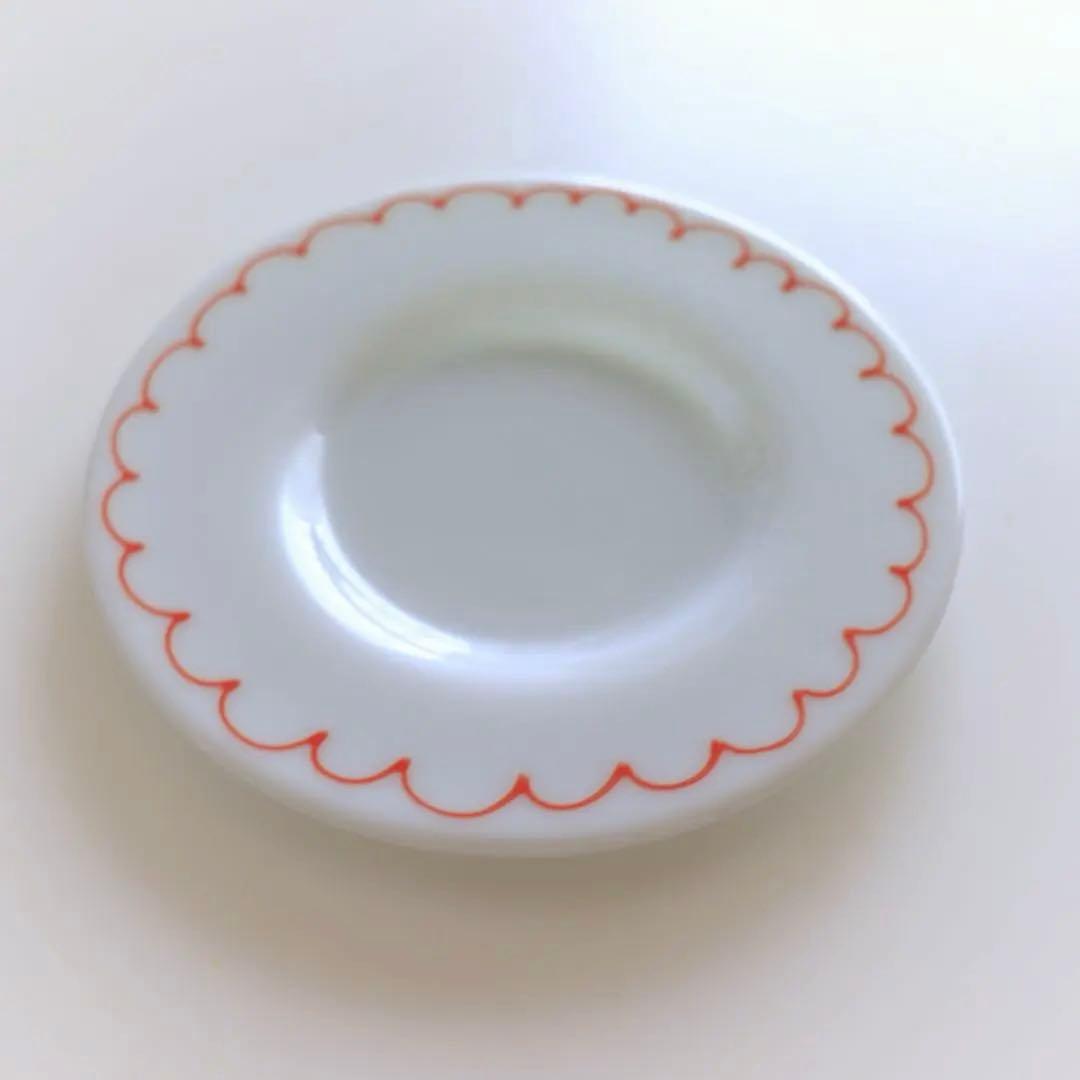 ☆新品未使用　天気雨　ぐるぐる小皿