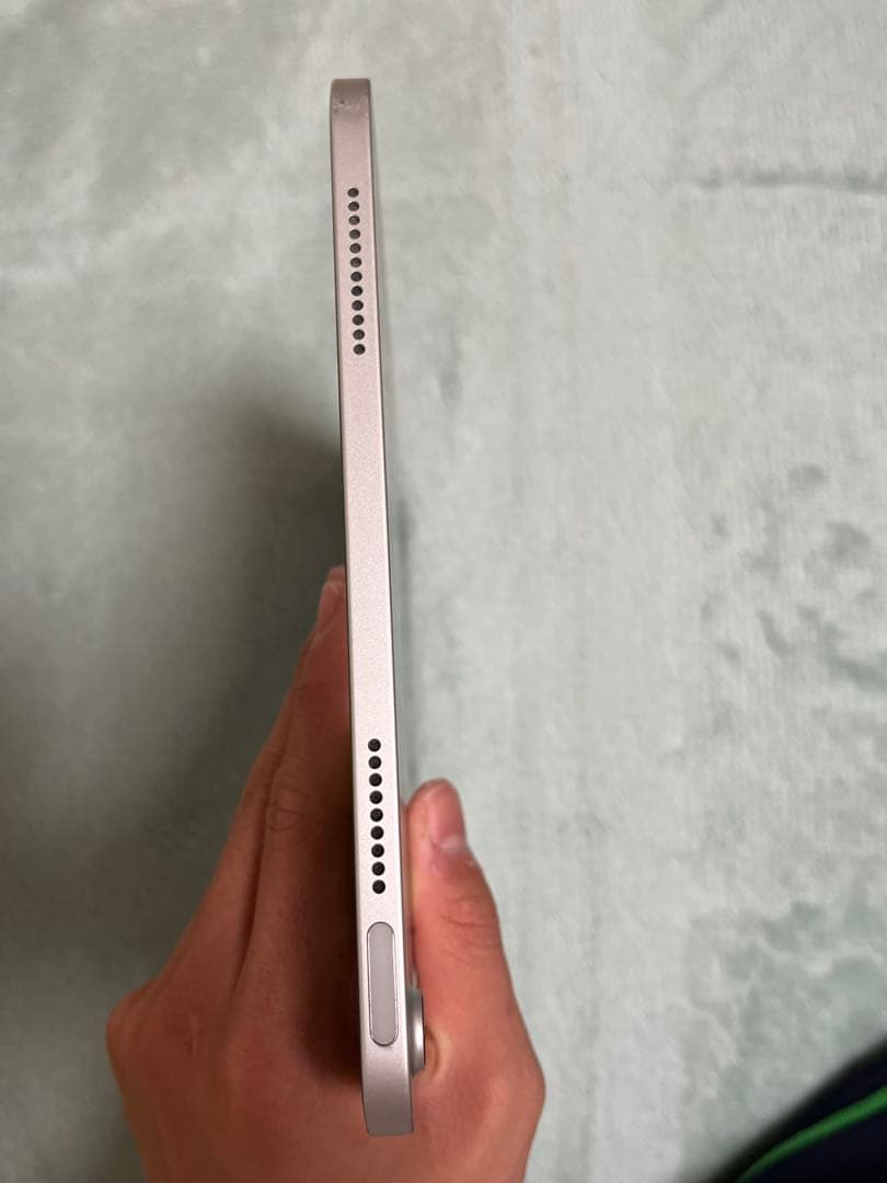 【tsu】iPad 第10世代 10.9インチ 64GB Wi-Fi モデ