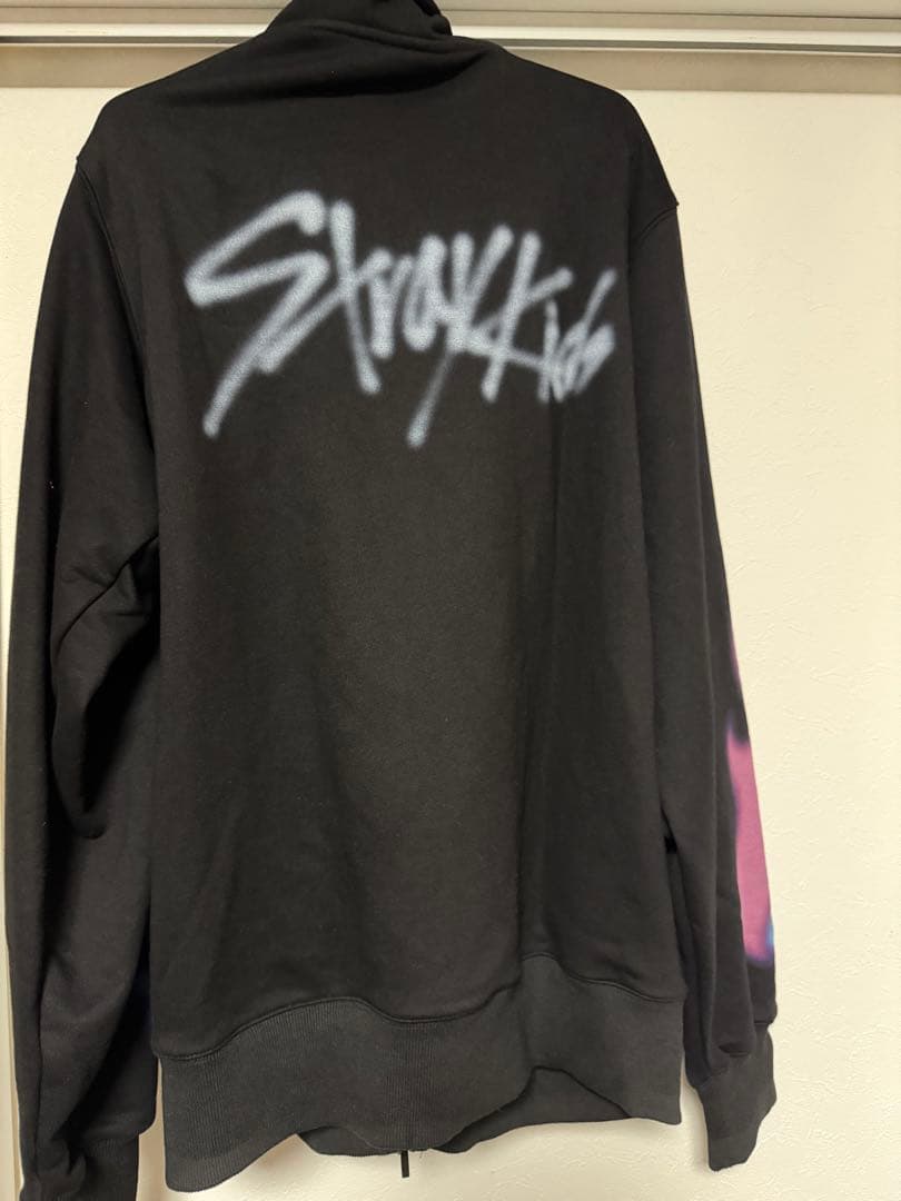 Stray Kids バンチャンジップアップパーカー