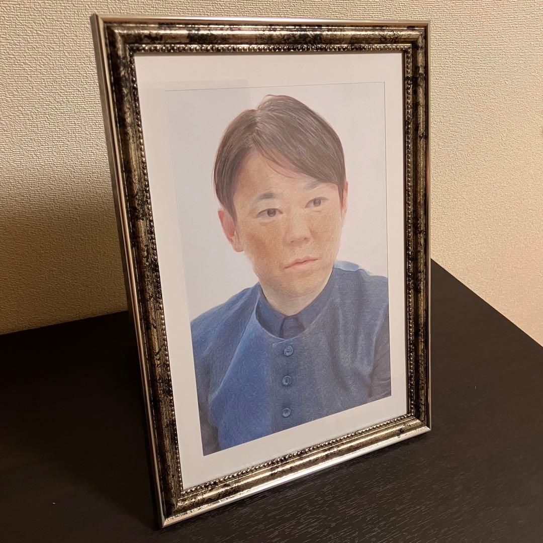 俳優画30 額装品　額縁寸法32.7cm×24.0cm　カラー着色　定款付