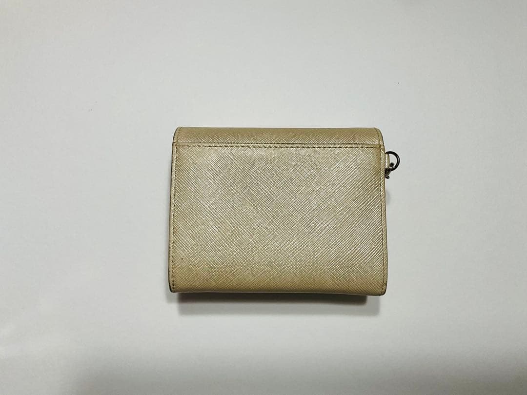 財布・ケース・小物入れ a
