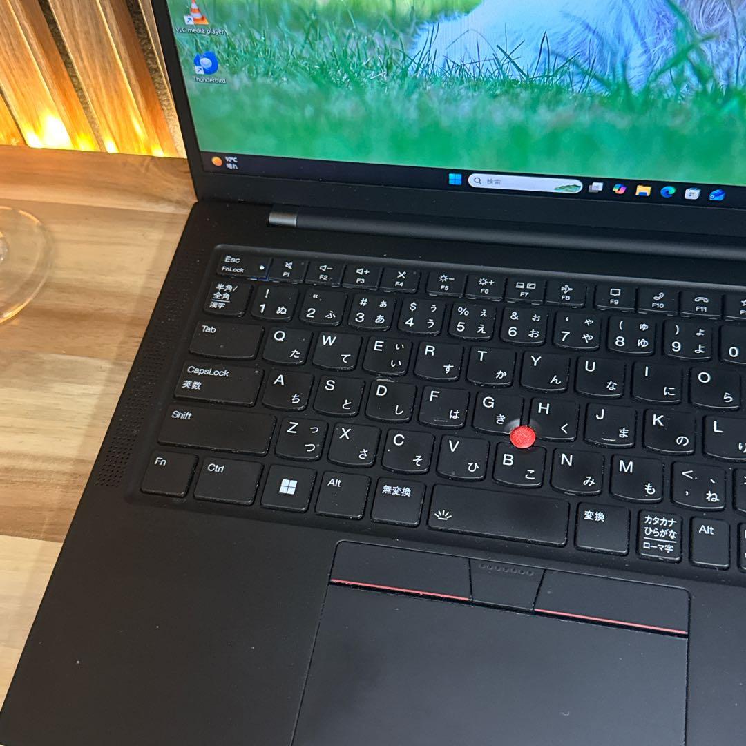 人気シリーズ‼️ThinkPad X1 Gen10☘メモリ16GB☘️ノートパソコン