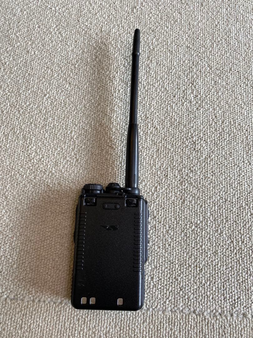 STANDARD VX-8D無線機(八重洲無線)とBluetooth関連品セット