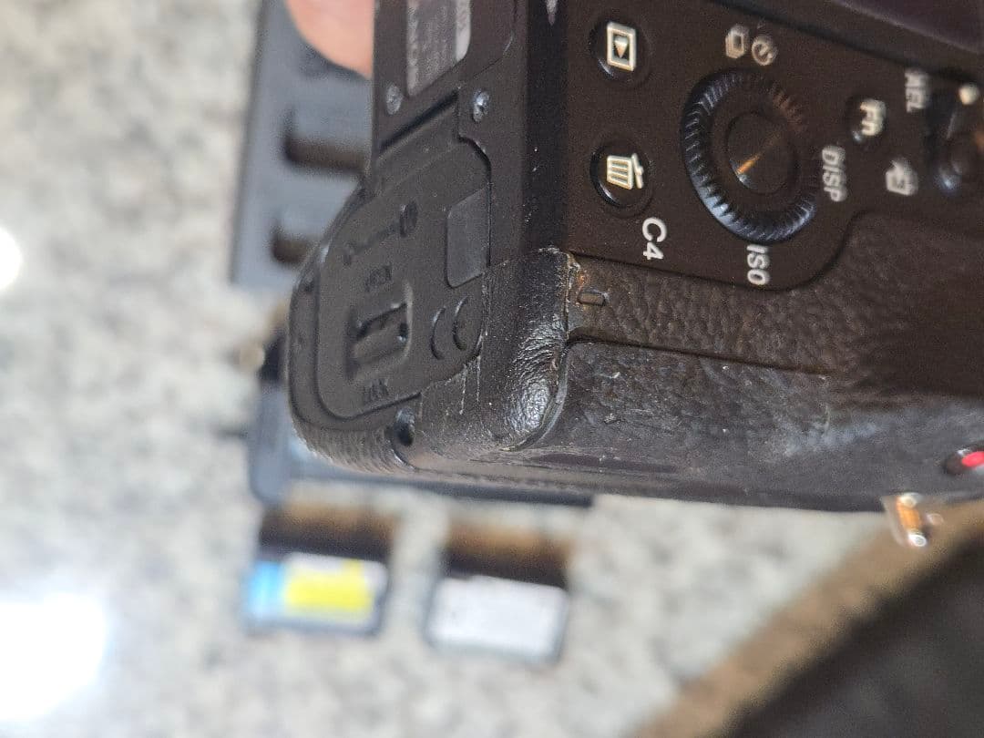 SONYα7RII 縦グリップ 動作良好 ボディ外観要確認