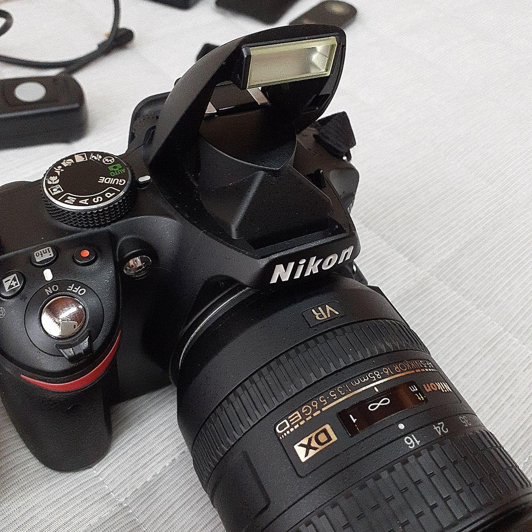 Nikon D3200 ★ NIKKOR 16-85mm 3.5-5.6G ED