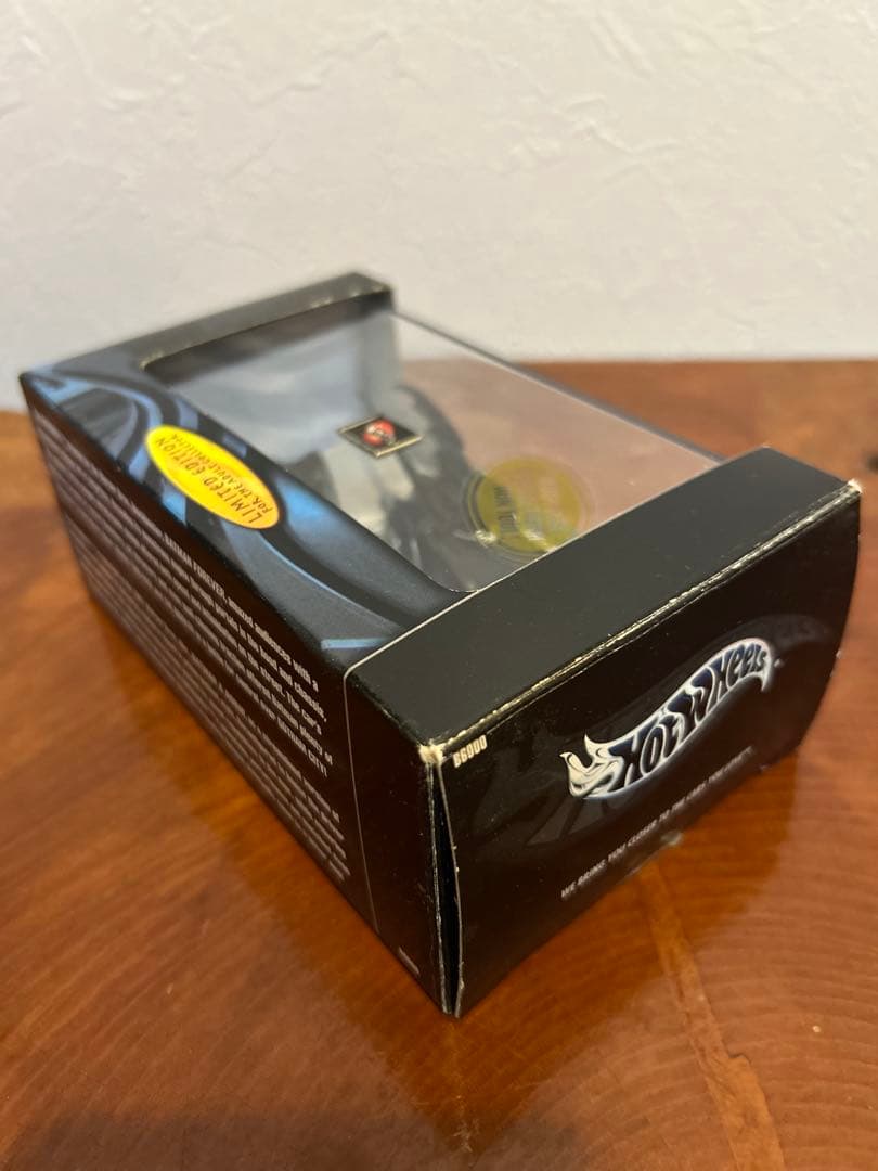 バットモービル　ミニカー2台