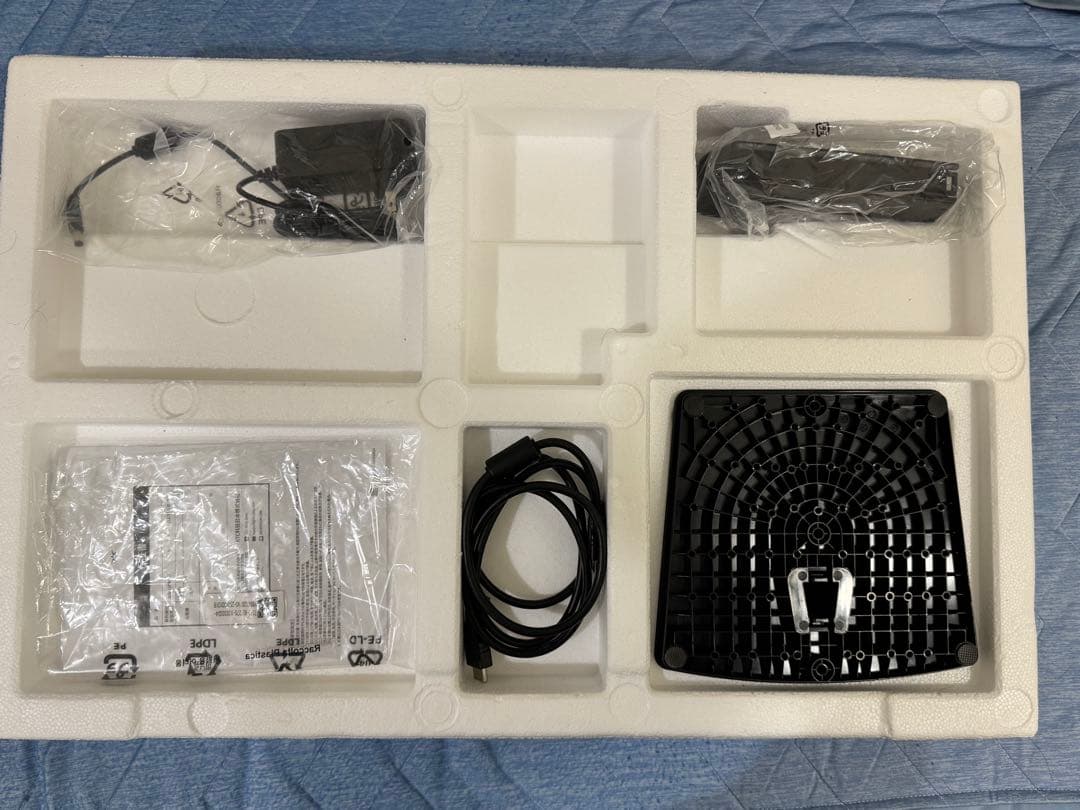 KTC 27インチモニターWQHD(2560×1440)100Hz IPSパネル