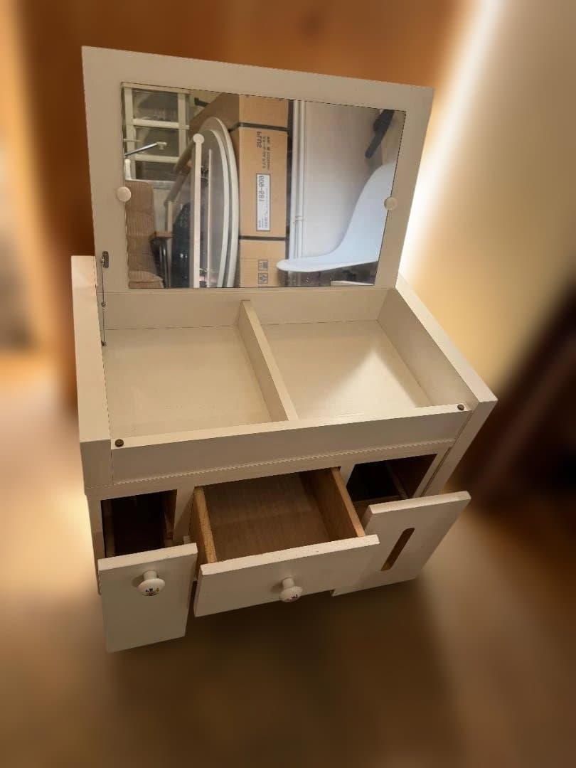 ホワイト ドレッサー ミラー付き