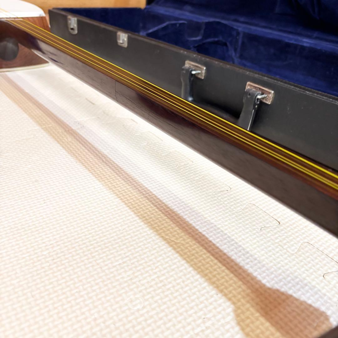 長唄三味線 細棹 紫檀 丸打胴 犬皮 鼈甲撥 山サワリ 糸巻き黒