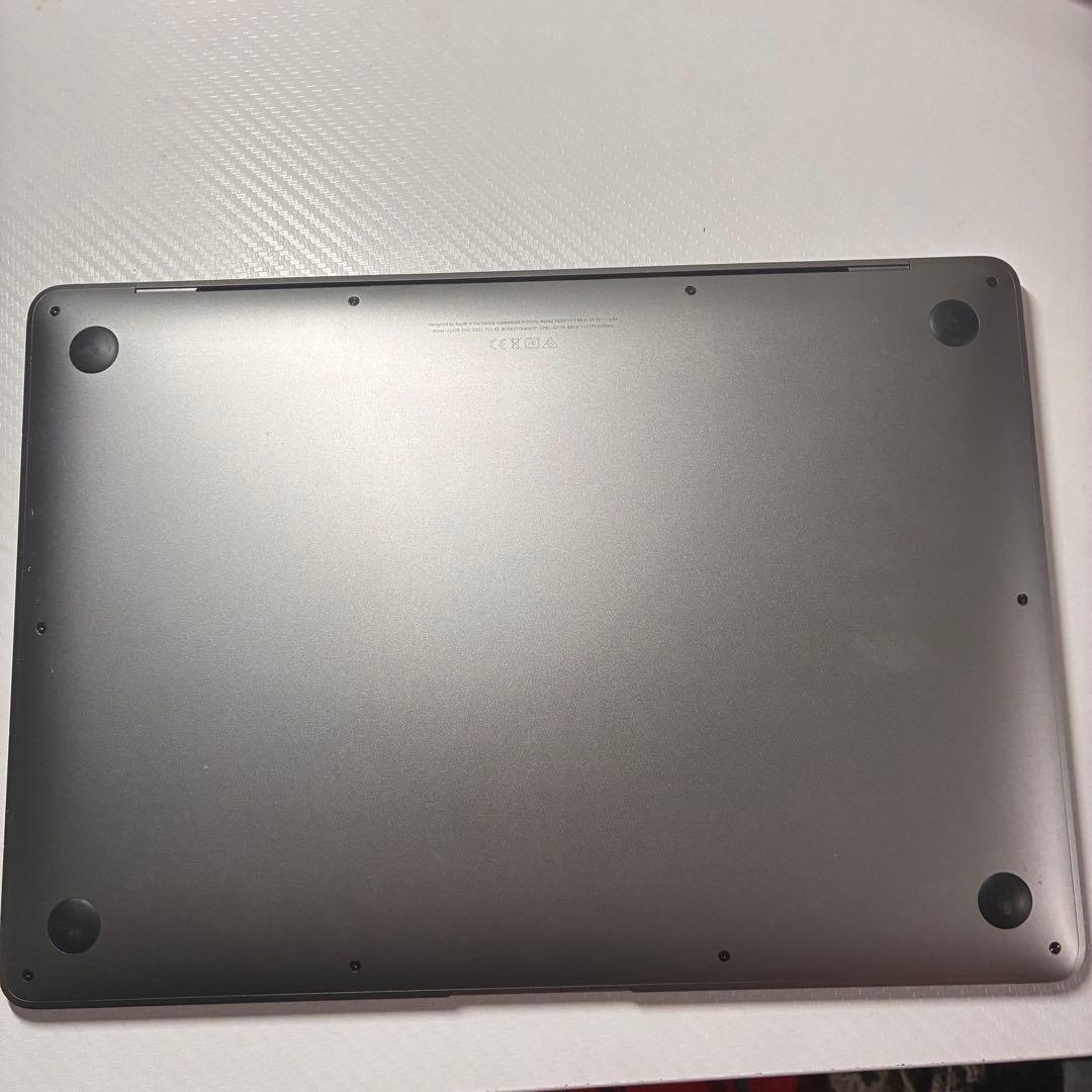 MacBook本体 Apple MacBook Air i5 8GB 512GB