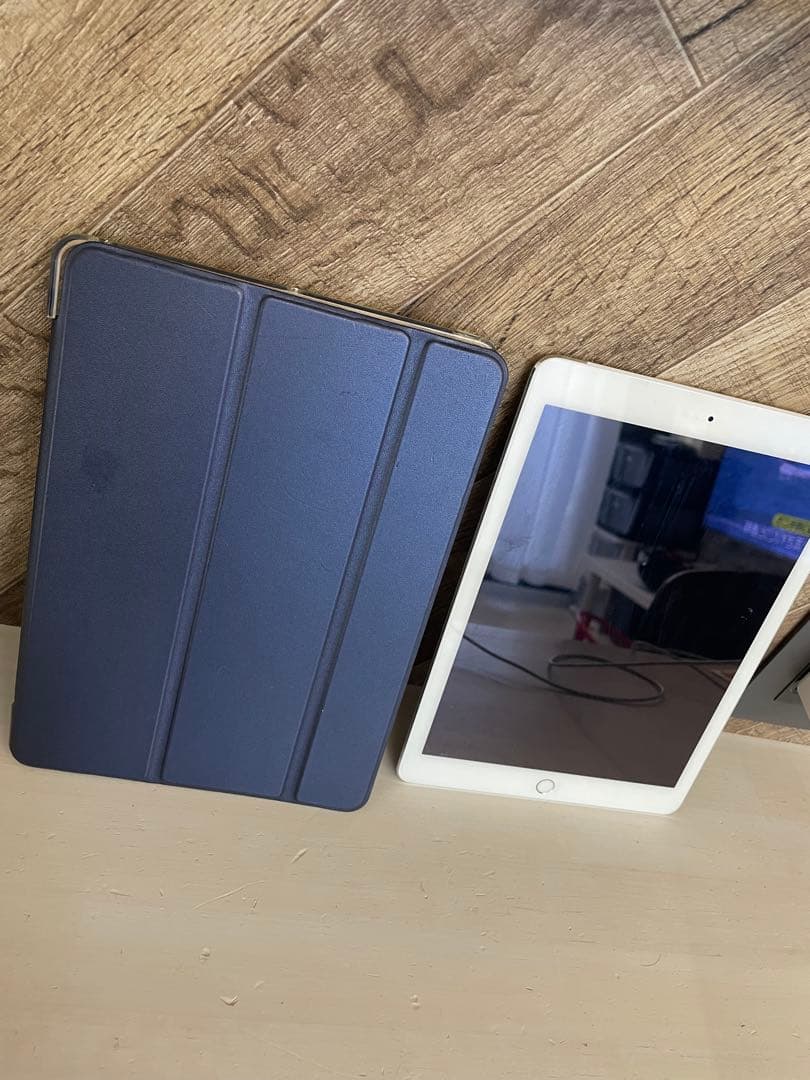 iPad Air2 64G 本体　ケース