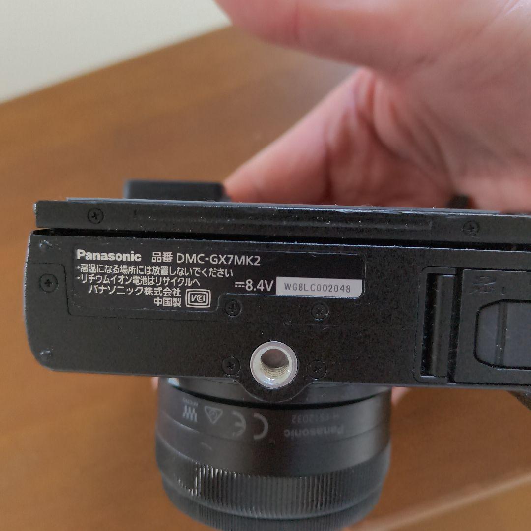 gx7mkⅡ 　シャッター数少なめ