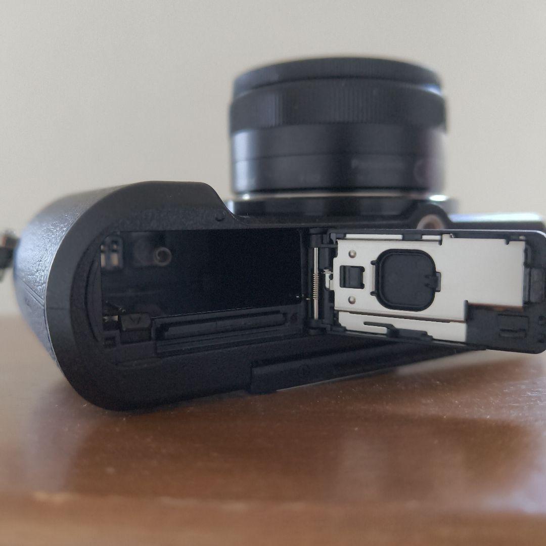 gx7mkⅡ 　シャッター数少なめ