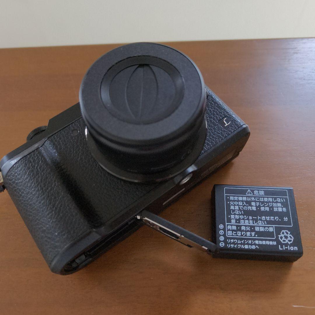 gx7mkⅡ 　シャッター数少なめ