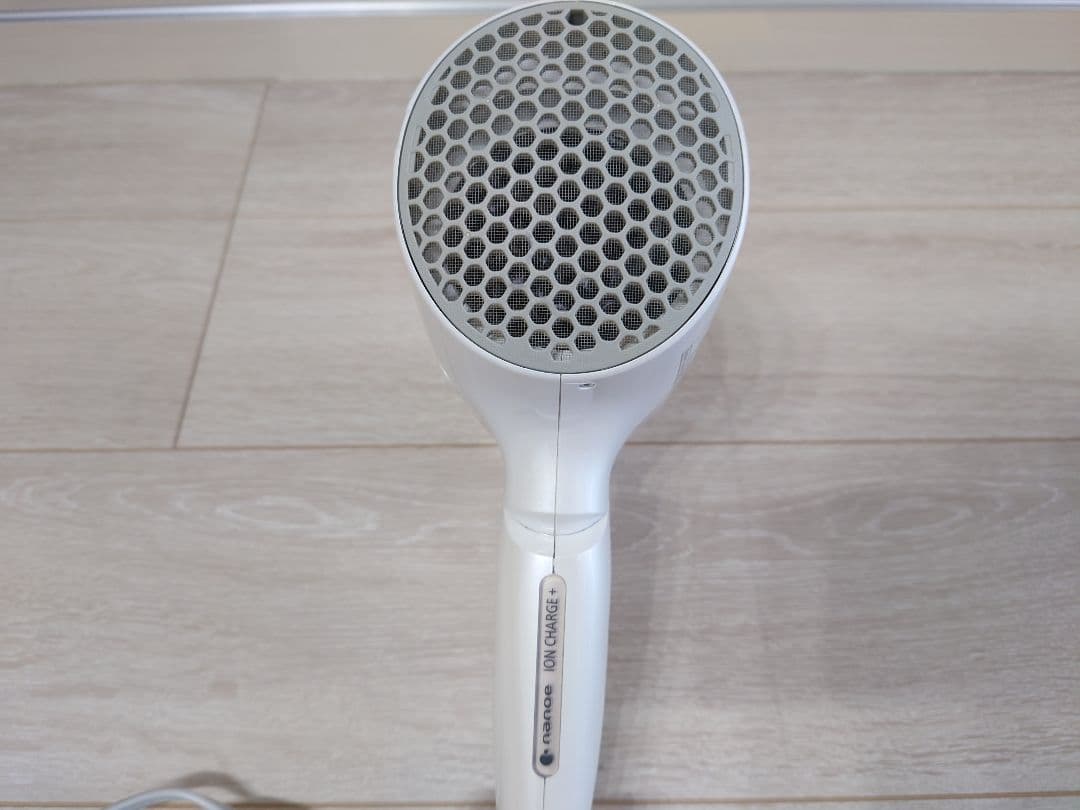 ヘアドライヤー Panasonic EH-CNA98-W