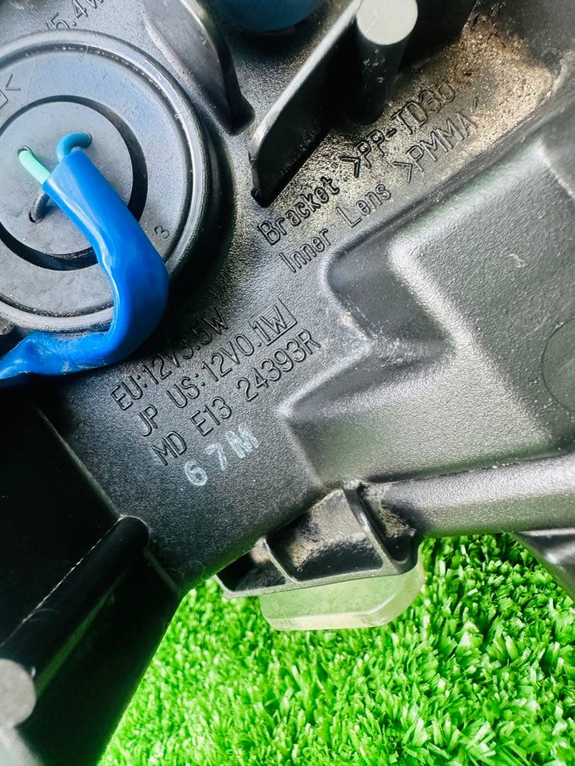 50プリウス 前期型 フォグランプ 右 KOITO 47-83