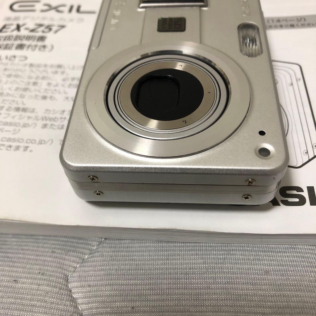 CASIO EXILIM EX-Z5７ デジタルカメラ
