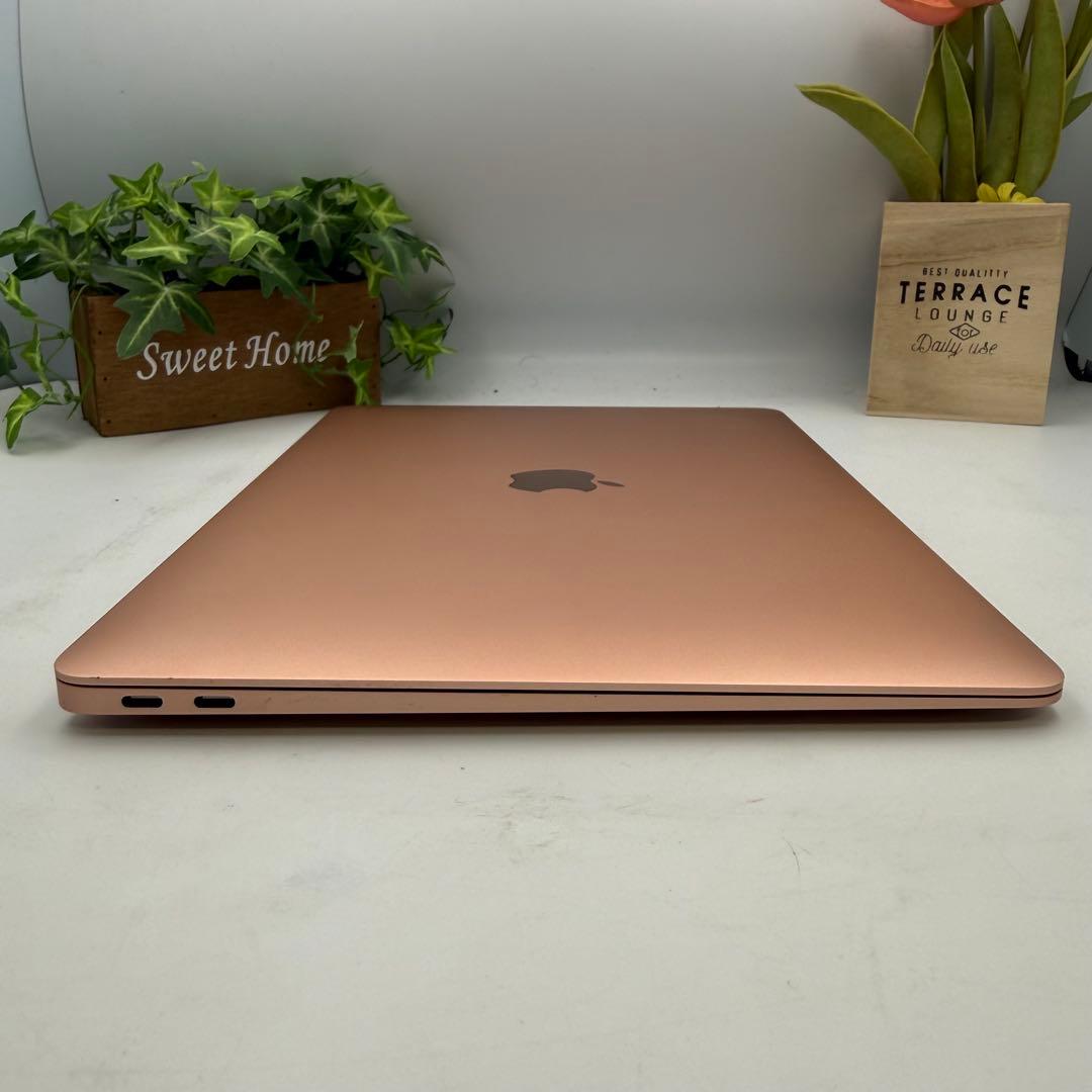 MacBook Air M1 13インチ 2020 8/256 BT 100%