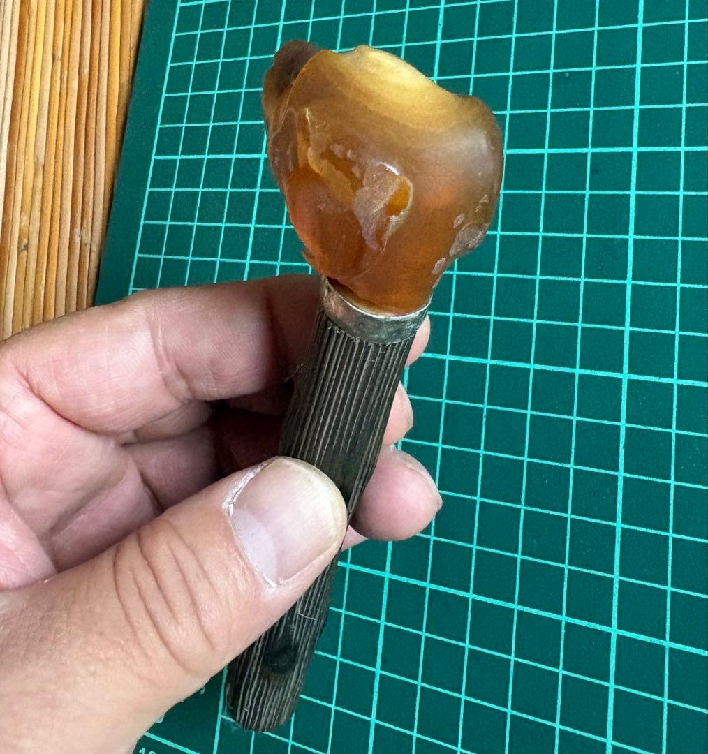 ステッキ(犬の頭部彫刻)の手元