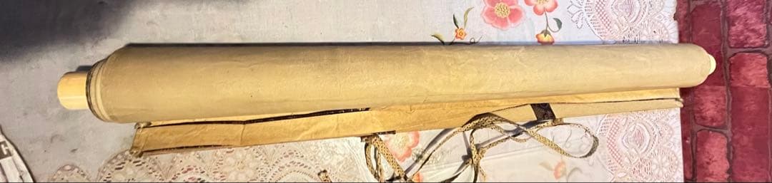 白い菊の掛軸 和紙 金色装飾