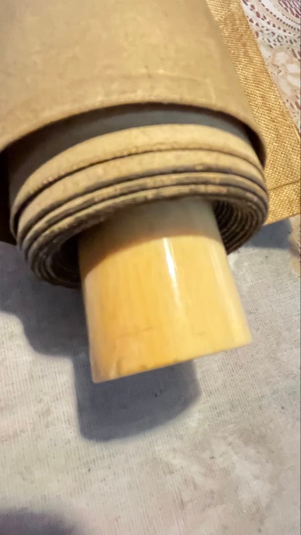 白い菊の掛軸 和紙 金色装飾