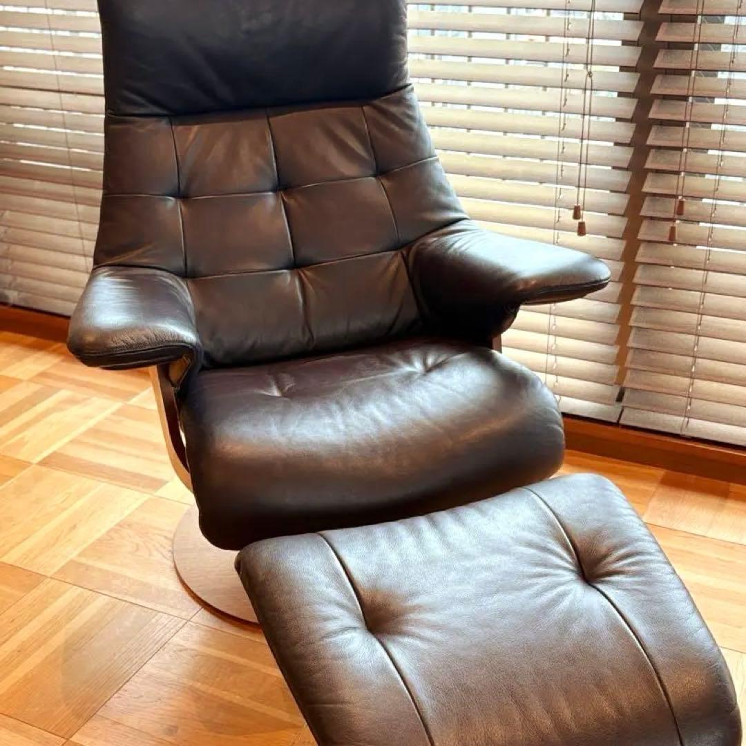 カリモク ザ•ファースト RU72 ブラックベリー 美品 オットマン同時購入のみ