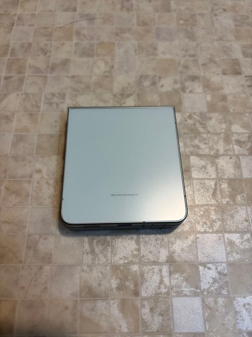 Samsung Galaxy Z Flip 7 ミント 本体 箱付き
