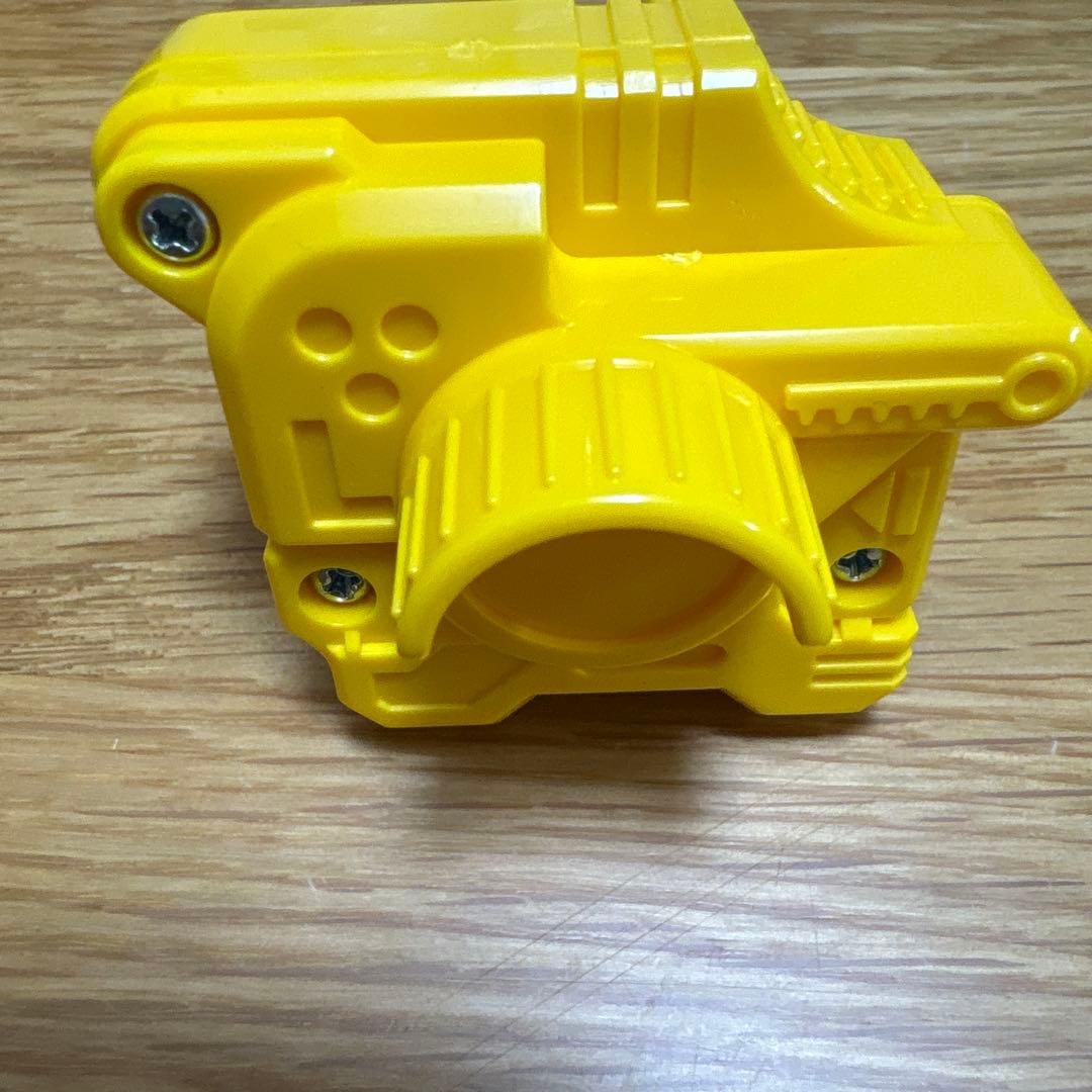 ベイブレード カローラ店限定品　ドラグーンS イエローサファイア　シール　非売品