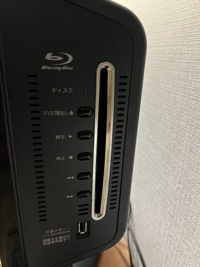 TOSHIBA REGZA 32型/ ブルーレイプレーヤー内蔵！