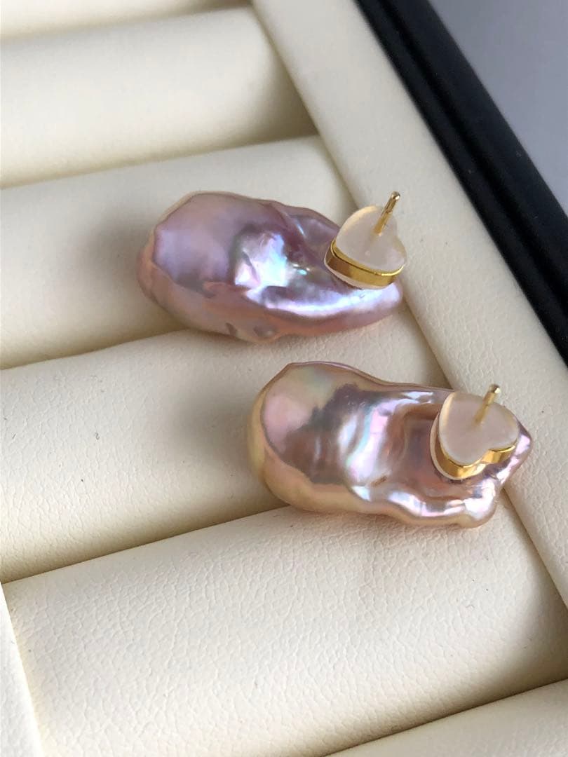 淡水バロックパールピアス