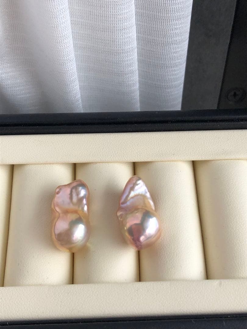 淡水バロックパールピアス